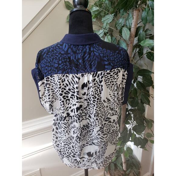 Express Botton Down Shirt Women's Size Small Blue Beige Leopard Chiffon Collared - Picture 3 of 11